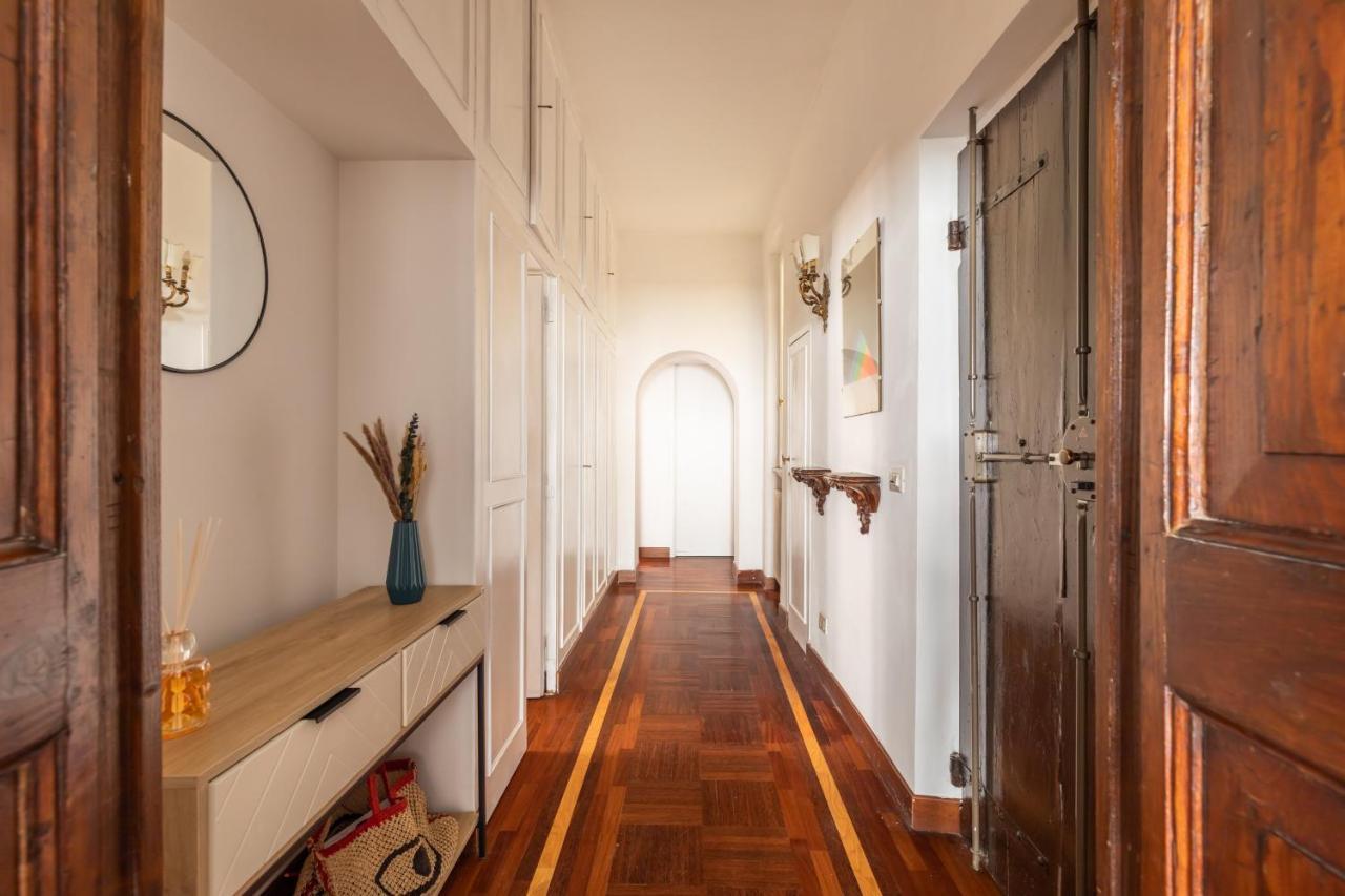 Campo De Fiori Large And Beautiful Apartment Rome Exterior photo